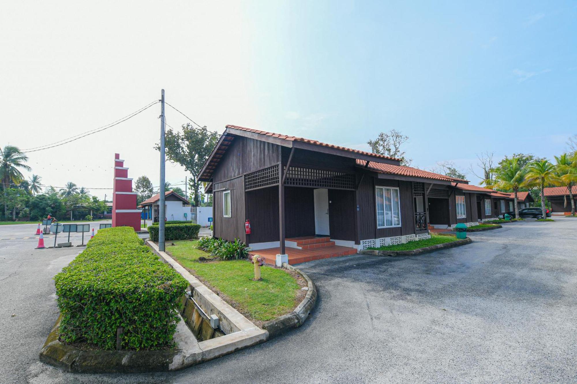 Adena Beach Resort Kuantan Eksteriør bilde