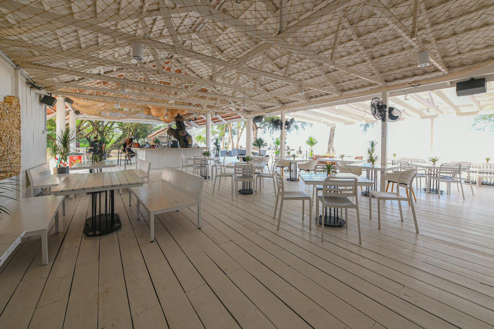 Adena Beach Resort Kuantan Eksteriør bilde