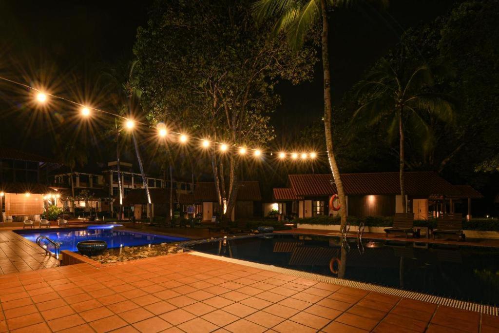 Adena Beach Resort Kuantan Eksteriør bilde