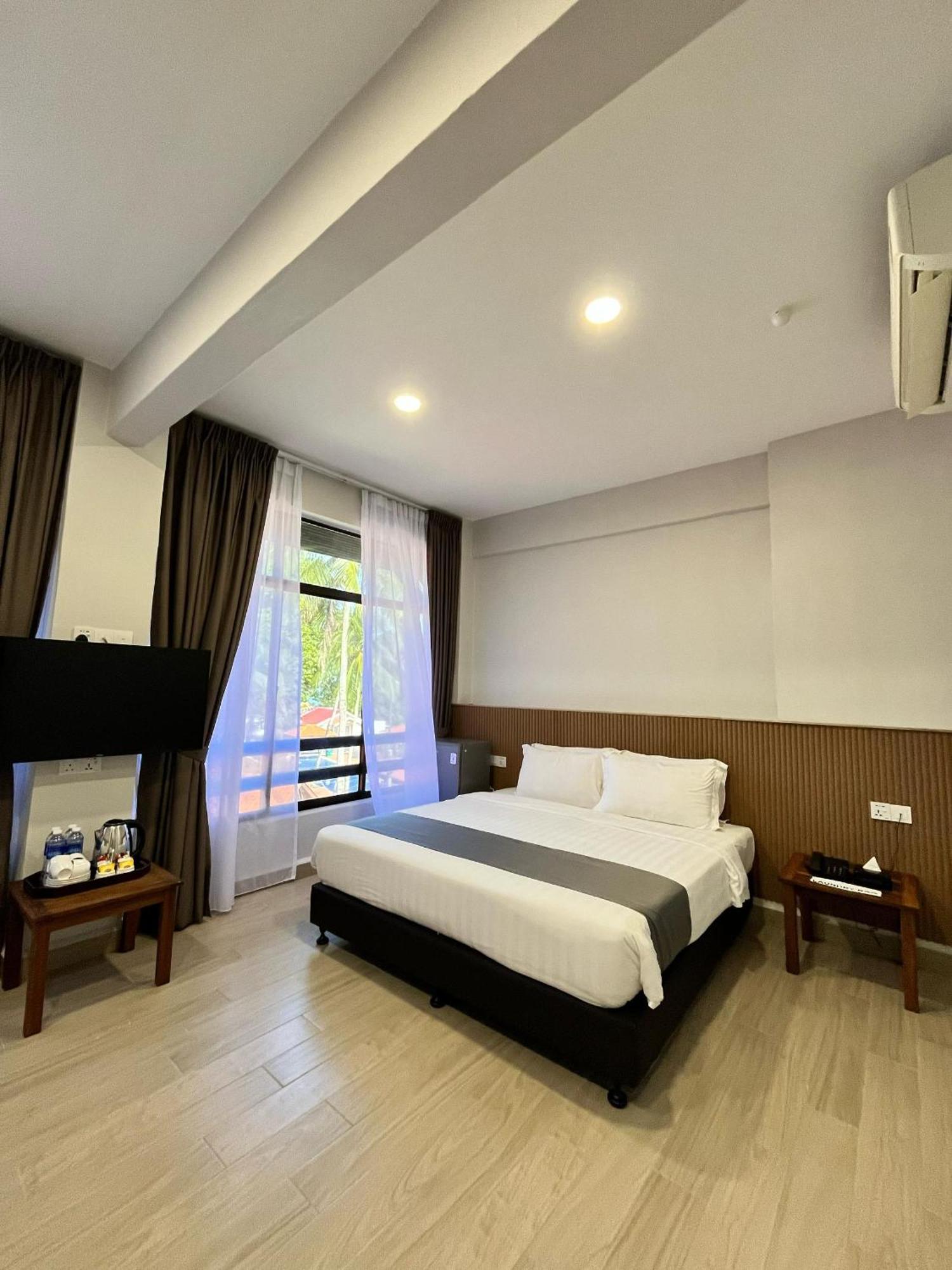 Adena Beach Resort Kuantan Eksteriør bilde